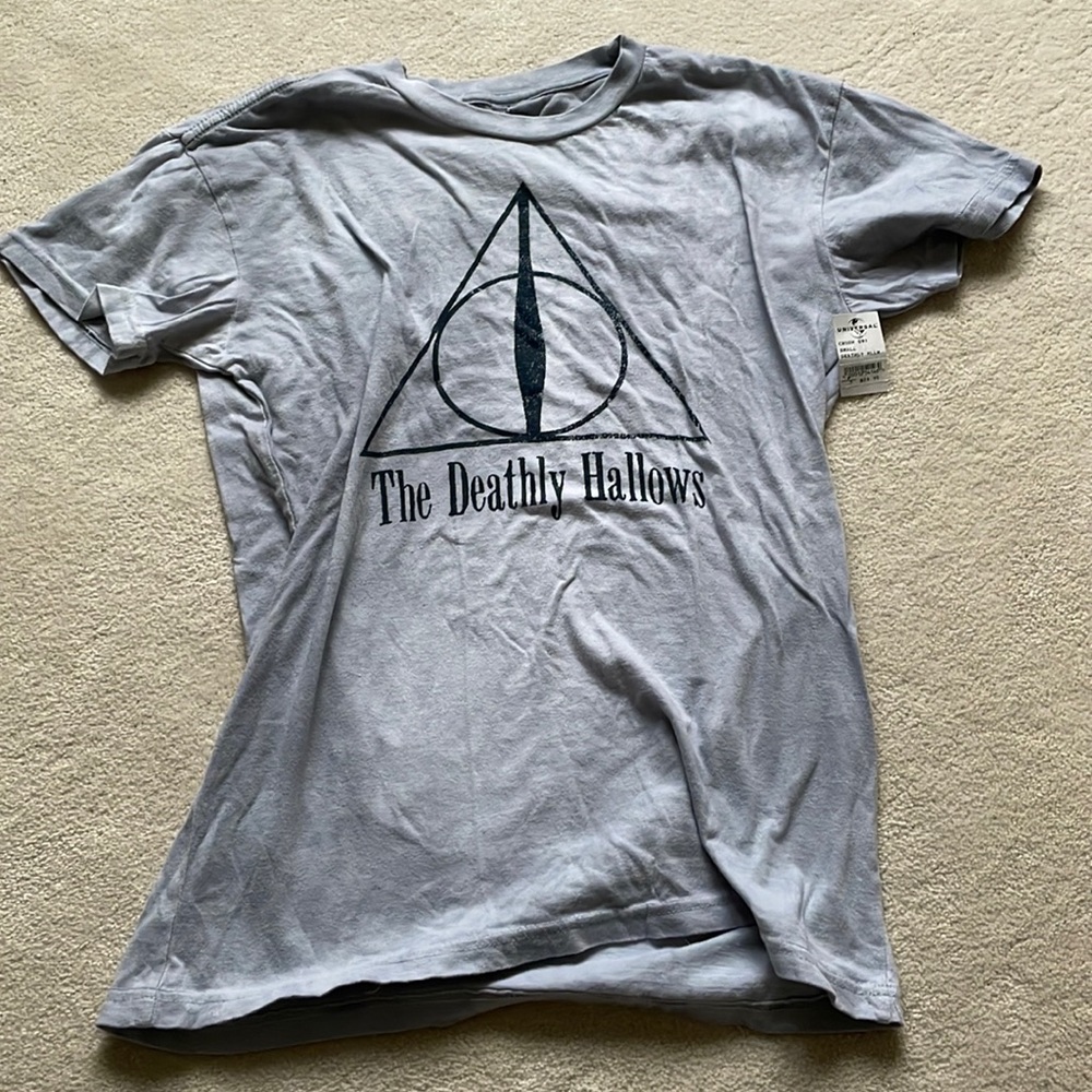 Deathly Hallows Harry Potter Grey Tshirt Small Unisex New with Tags